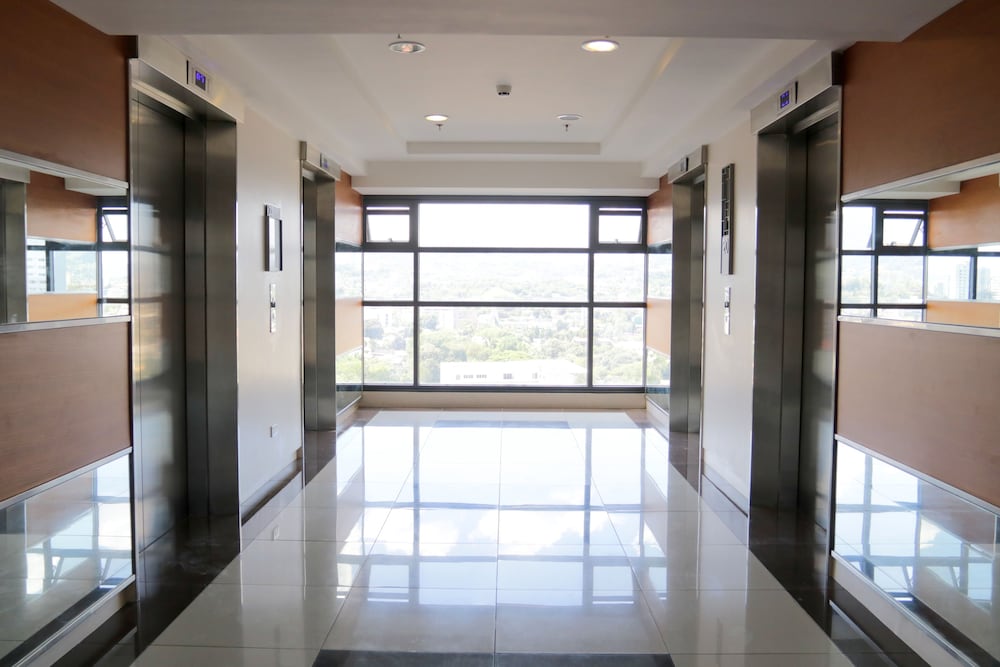 Ecj Cozy Studio Units At Horizons 101 40/50