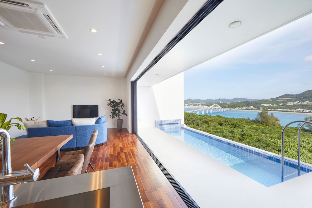 E Horizon Resort Condominium Sesoko 41/50