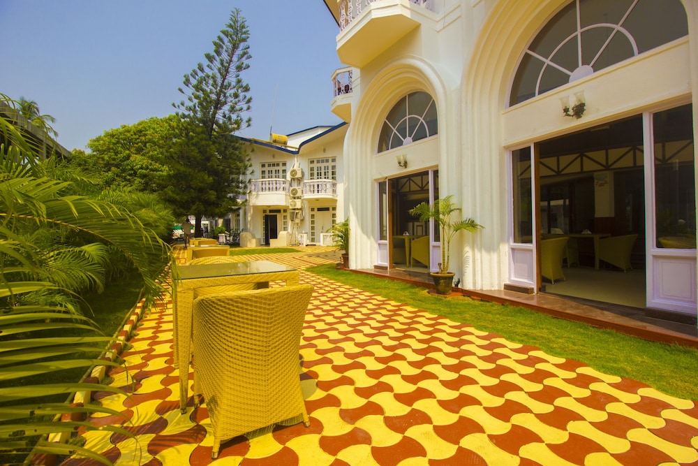 The Sunset Beach Resort 31/34