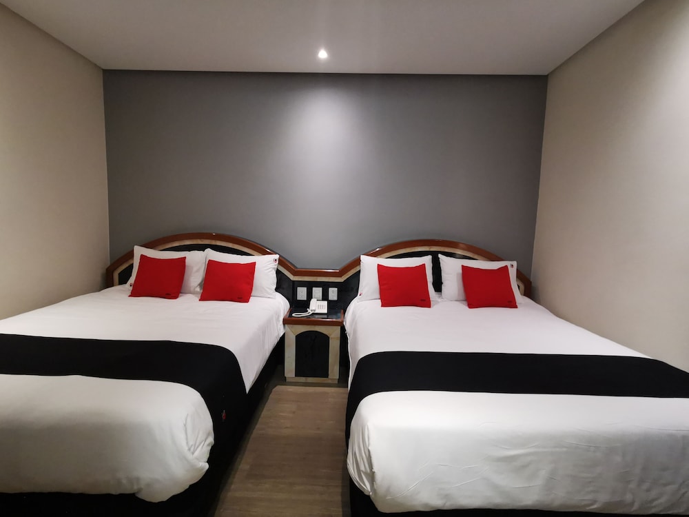 SUPERIOR, 2 DOUBLE BEDS