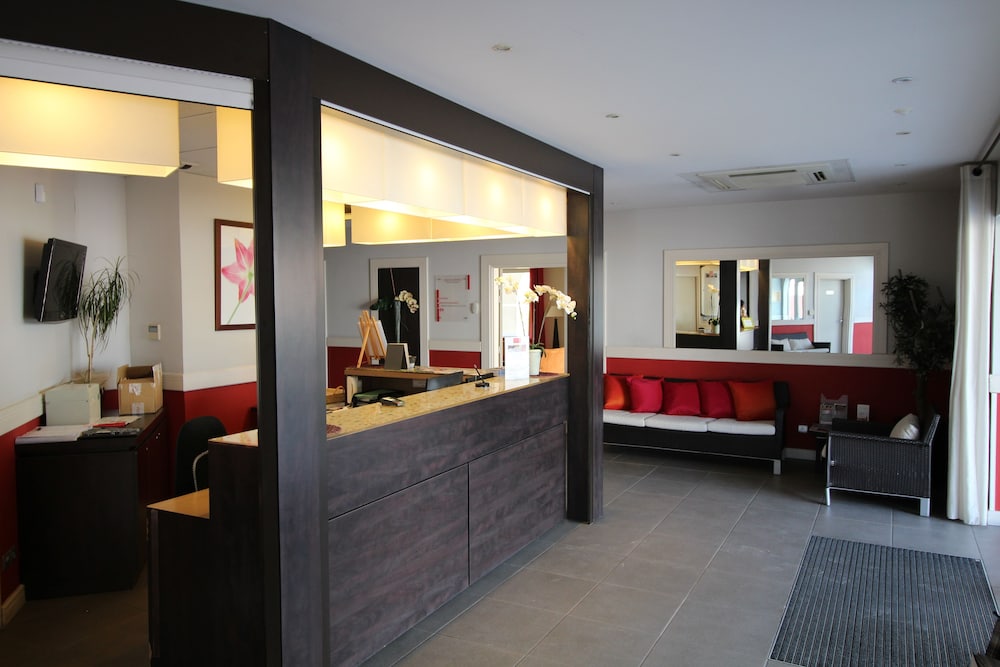 lobby