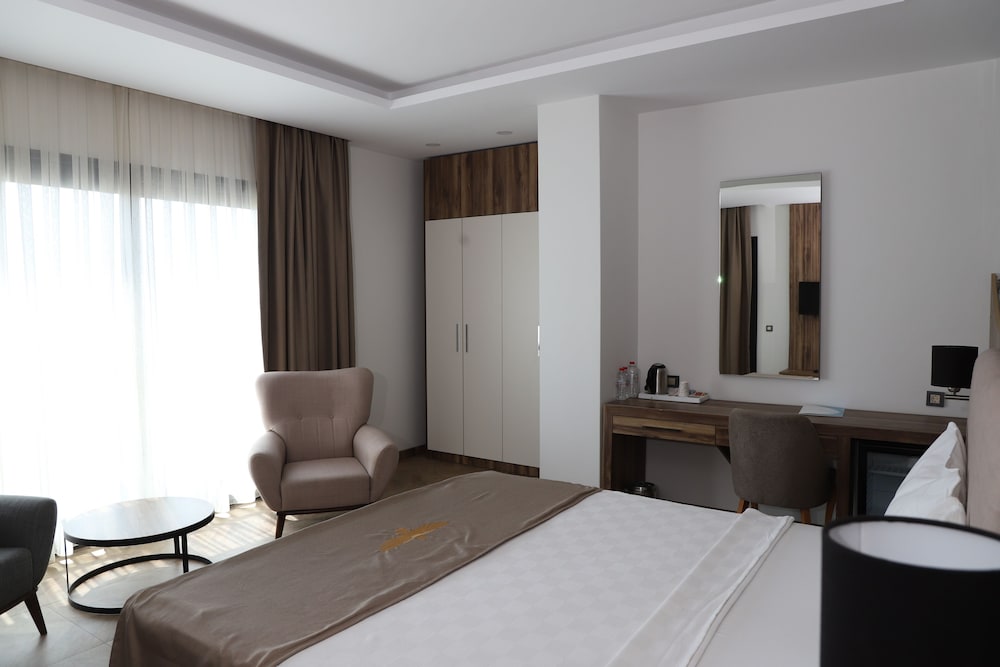 City Point Beach and Spa Hotel 15/50