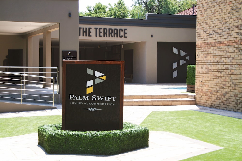 Palm Swift Luxury Accommodation 3/27