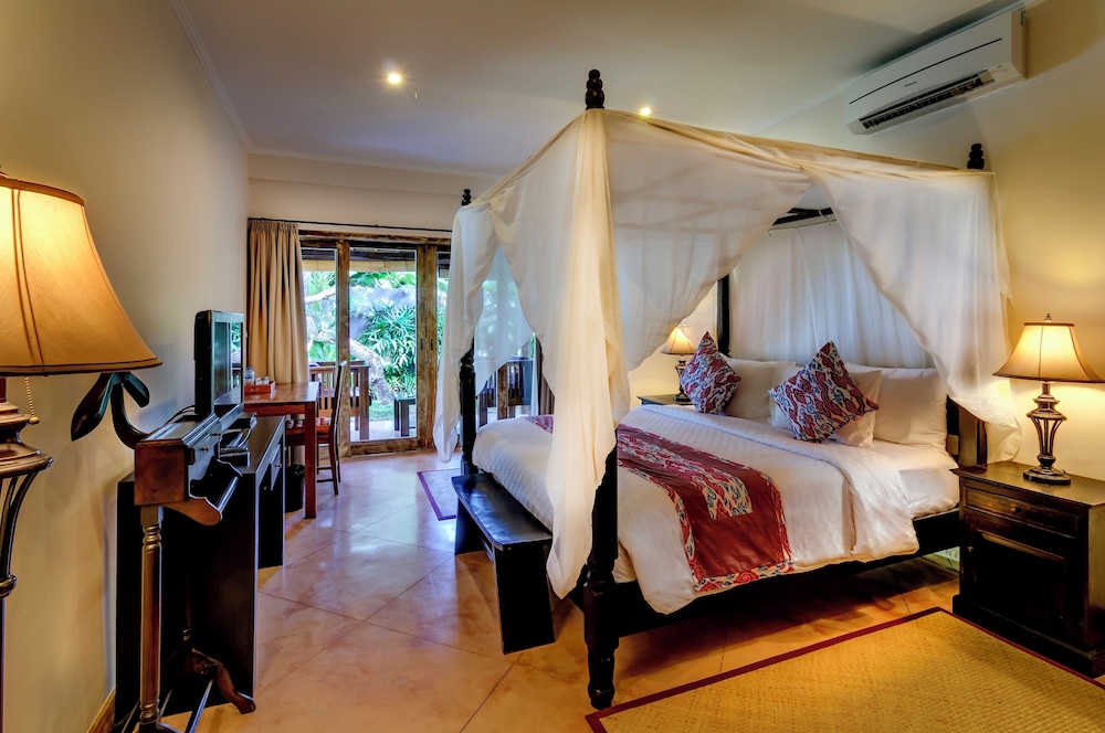 Hevea Villas 16/54