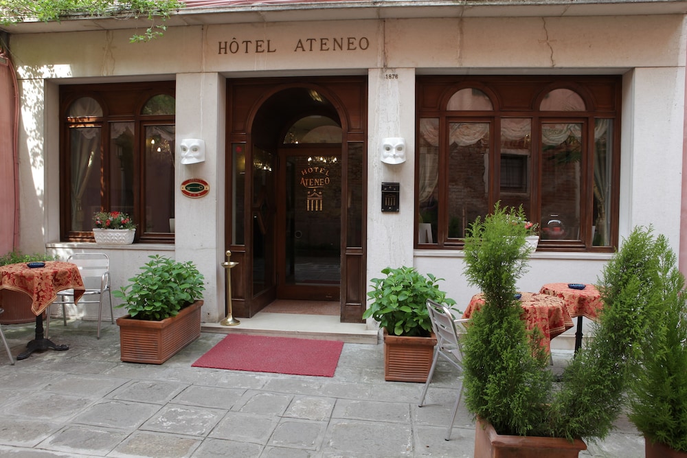 Ateneo 3/65
