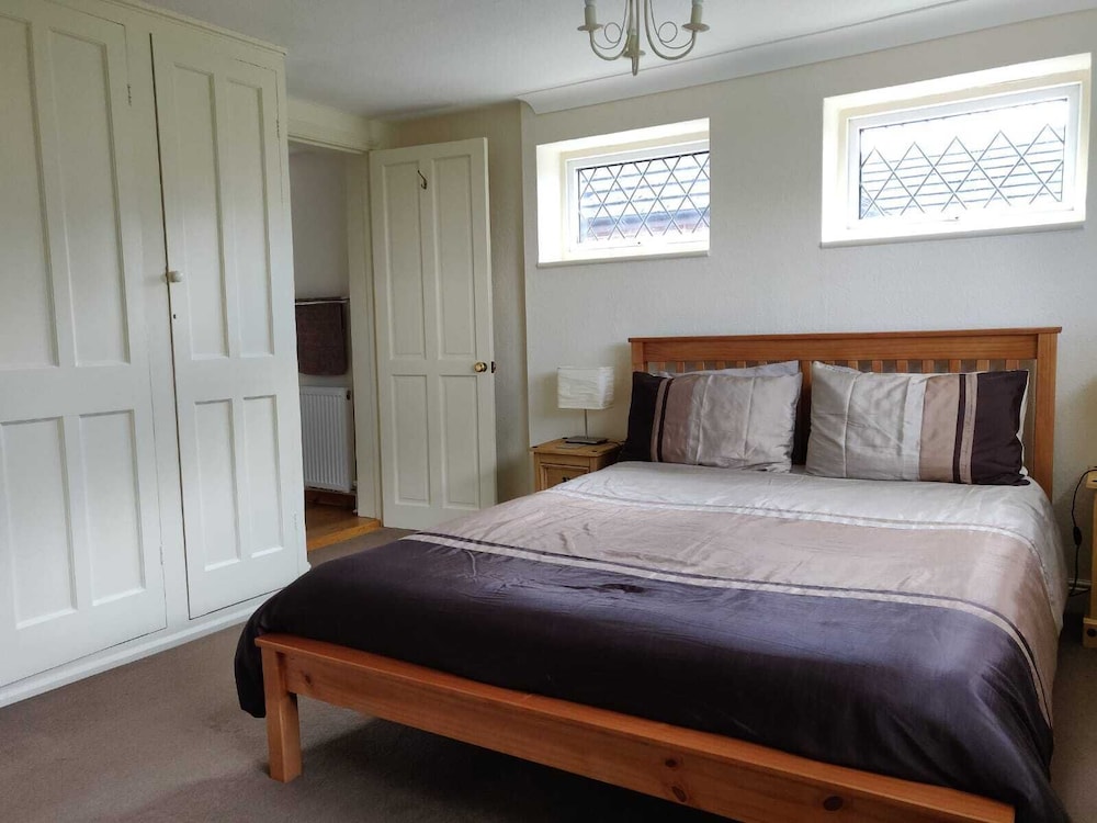 Whitehouse Guest House 22/50