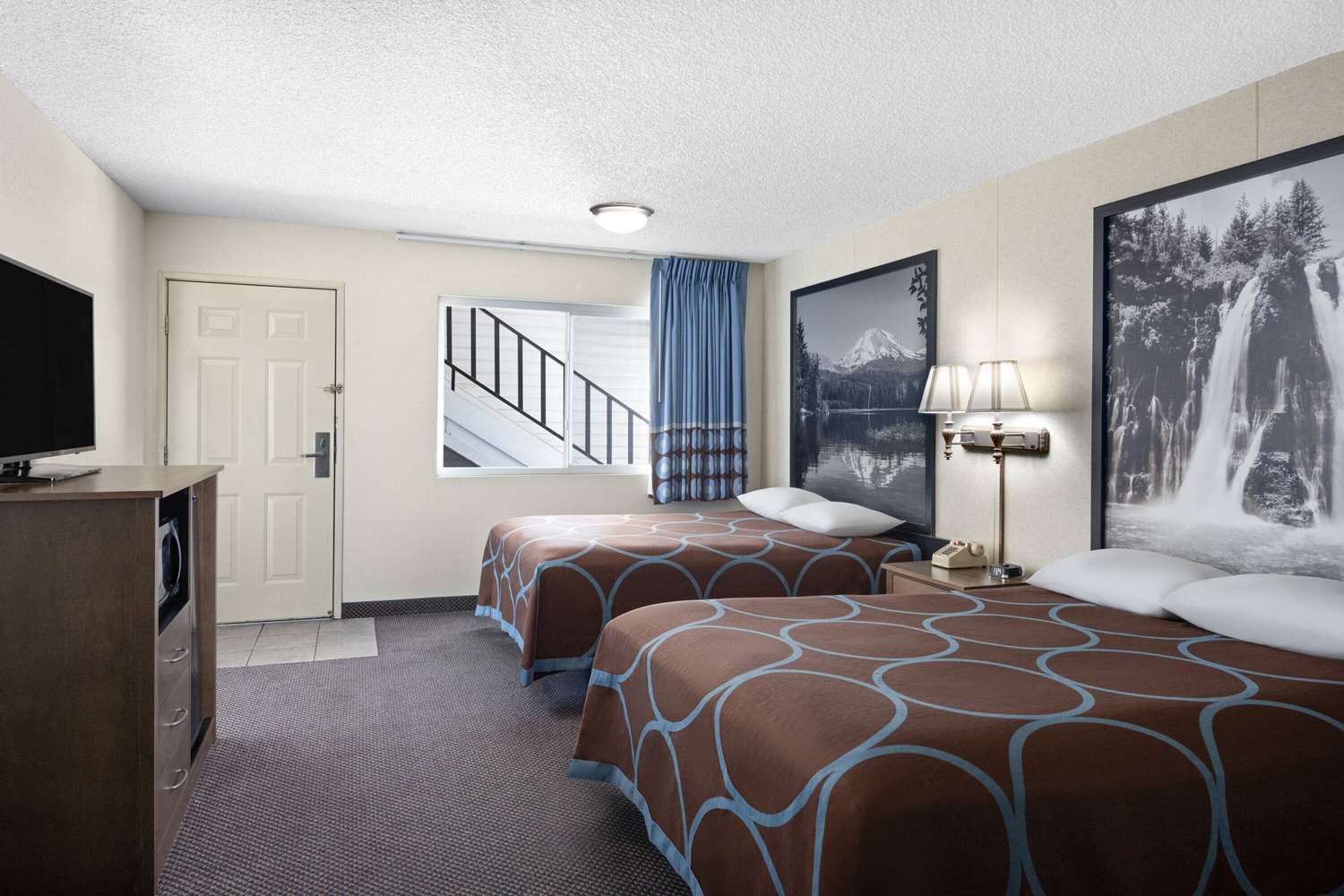 Super 8 by Wyndham Susanville 19/43