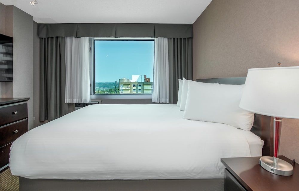 Campus Tower Suite Hotel 21/67