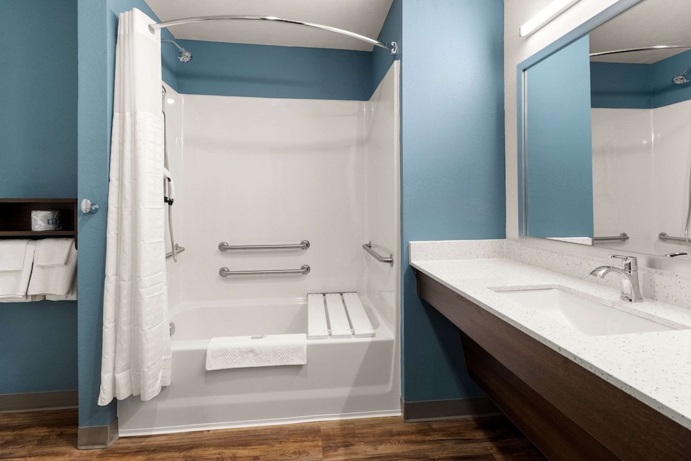 WoodSpring Suites Bowling Green I-65 14/15