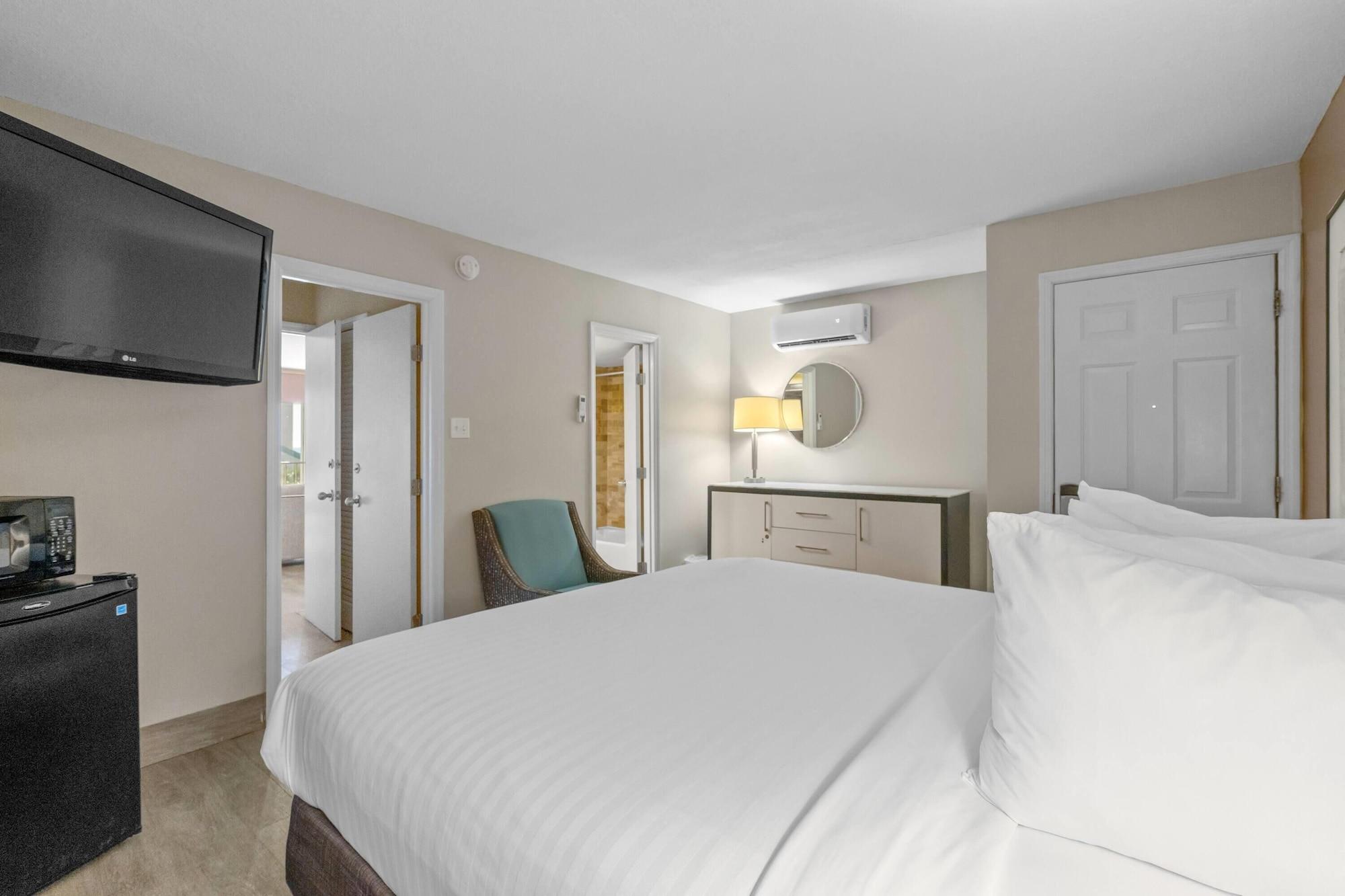 2 Bedrooms, Presidential, Suite, Street View