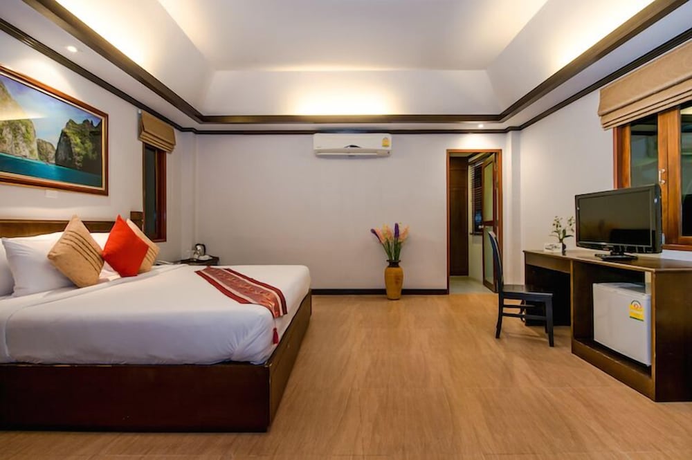Paitan Villas Resort 10/39