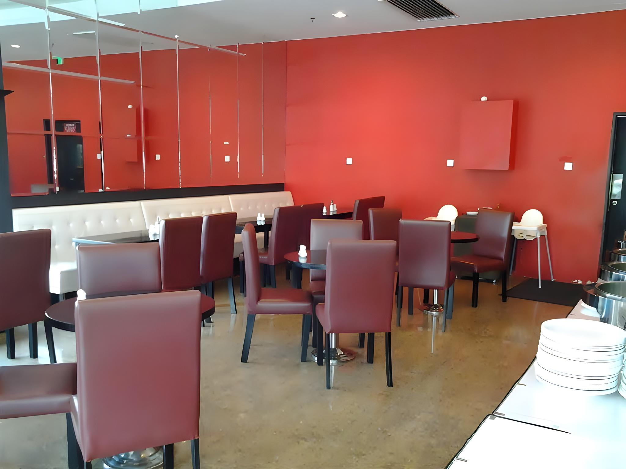 Dormani Hotel Kuching 29/40
