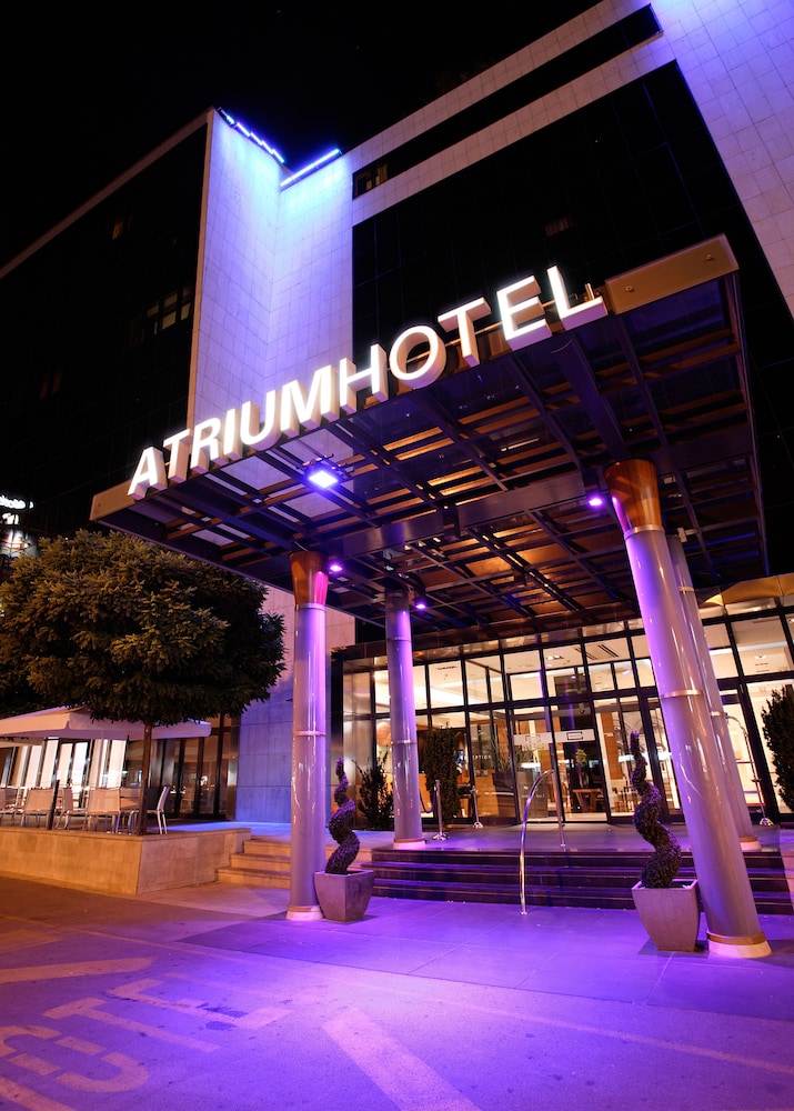 Atrium Hotel 8/78