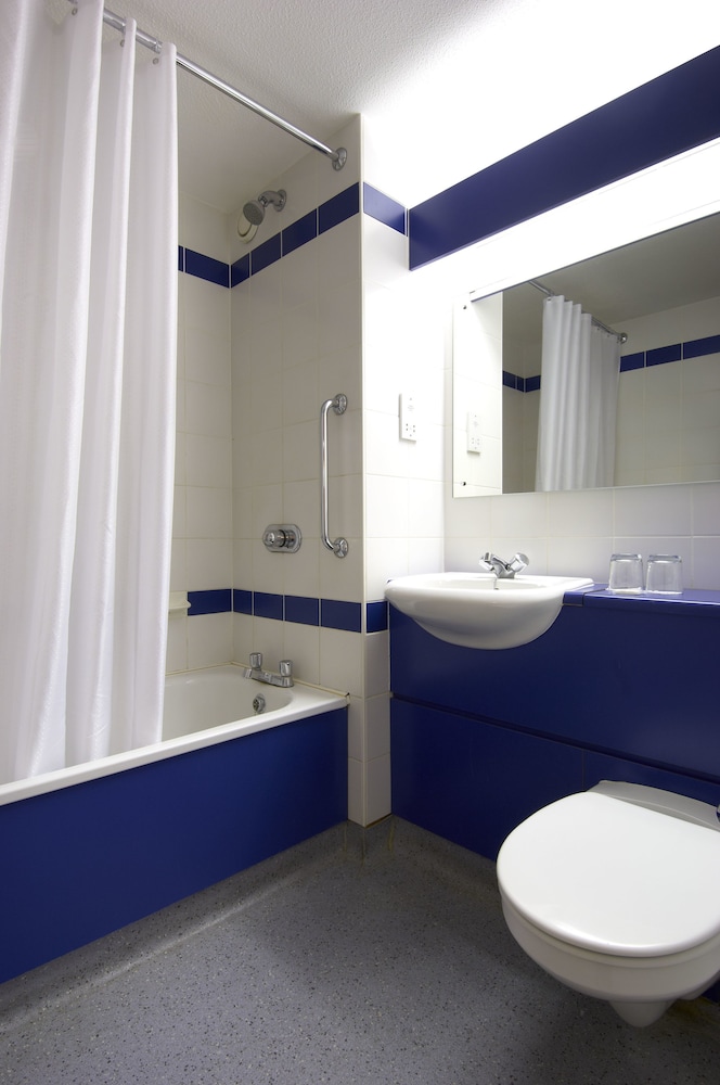 Travelodge Dublin Airport North - Swords 46/47