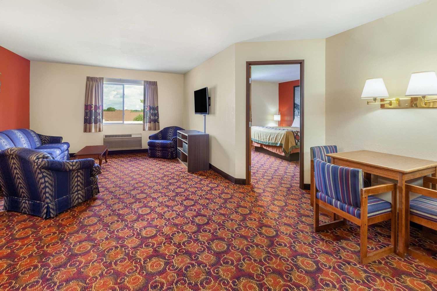 Super 8 By Wyndham Big Rapids 8/29