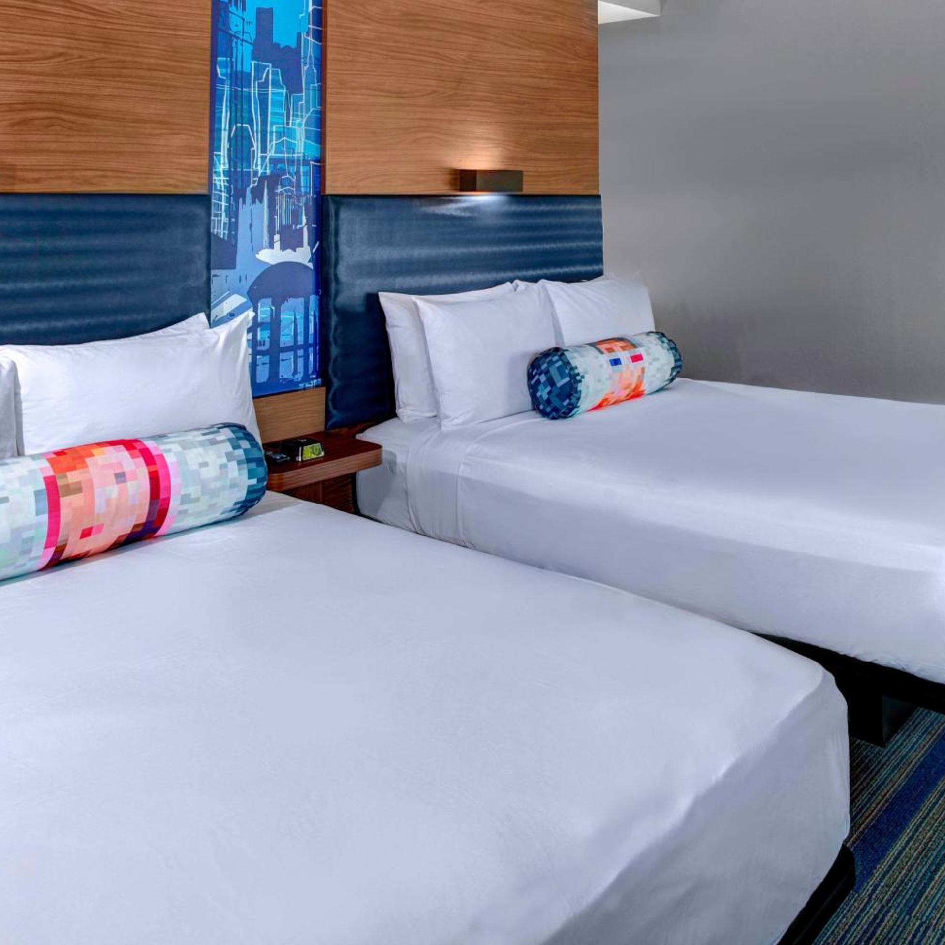 Aloft, Guest Room, 2 Queen Beds