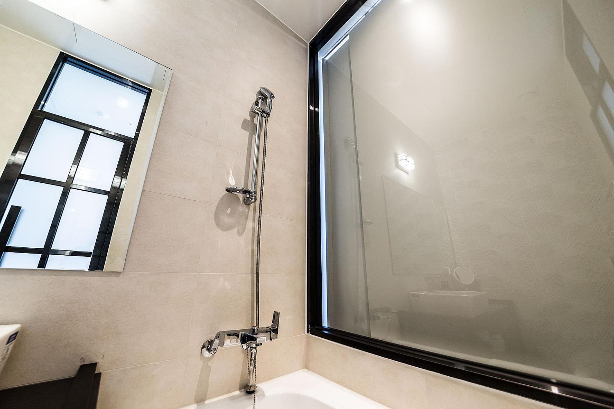Deluxe, Double Bed, Side Sea View، H Avenue 5/5