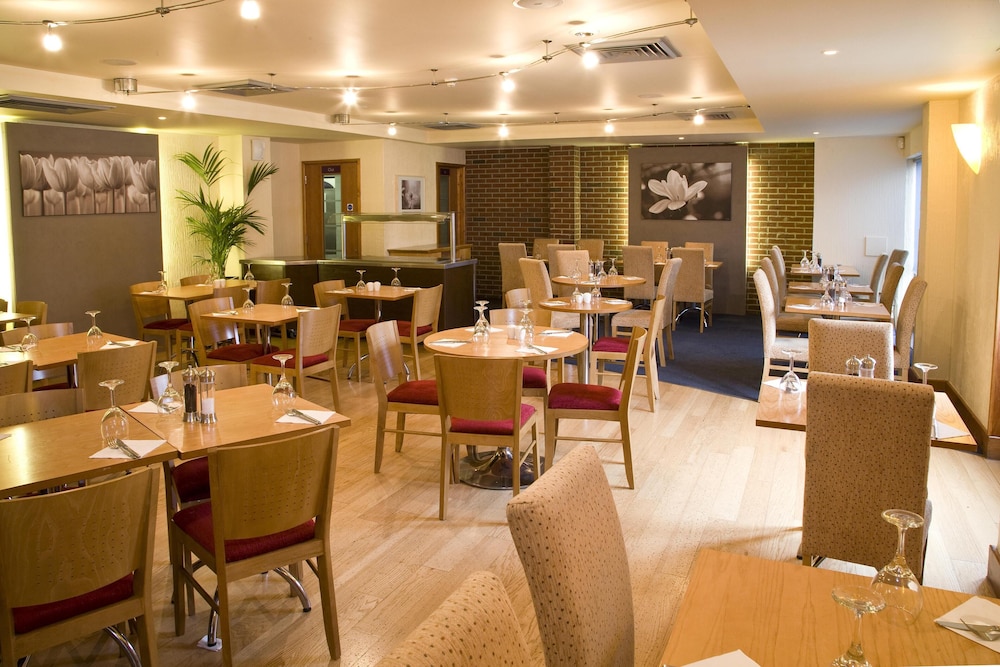 Premier Inn London Elstree / Borehamwood 21/27