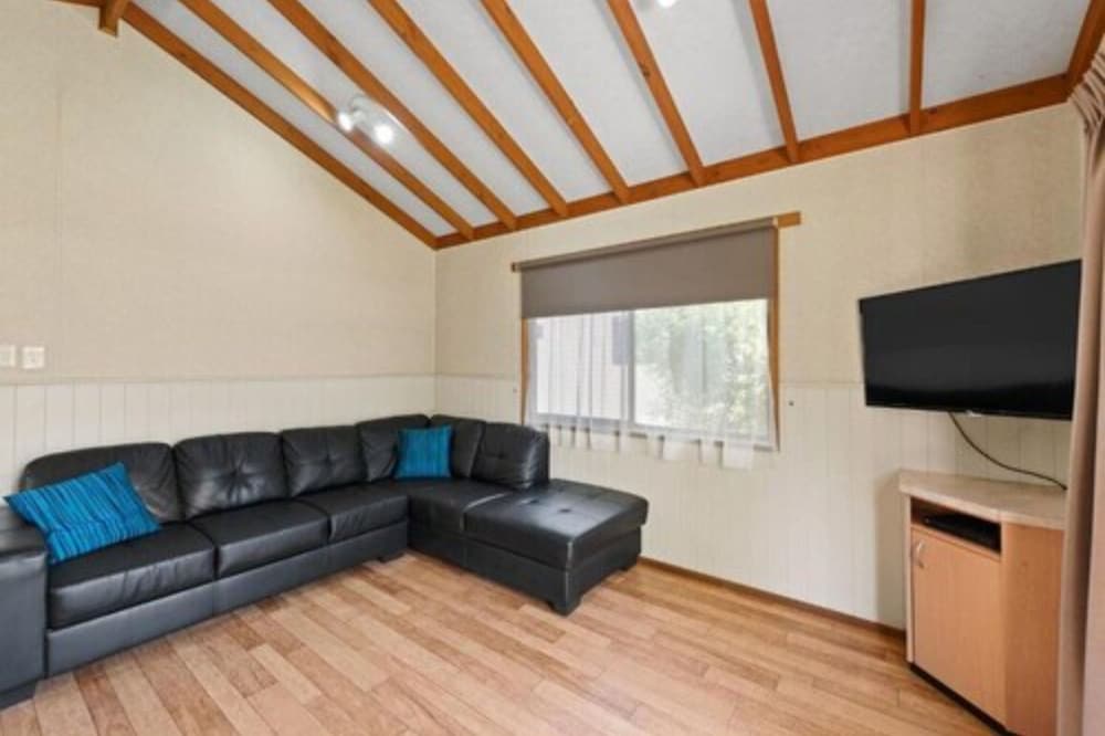 DISCOVERY PARKS - MOAMA WEST 21/32