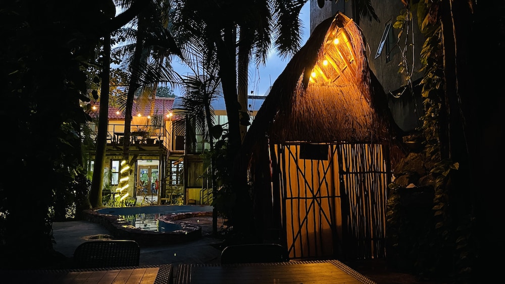 HOTEL PLAYA DEL KARMA 48/54