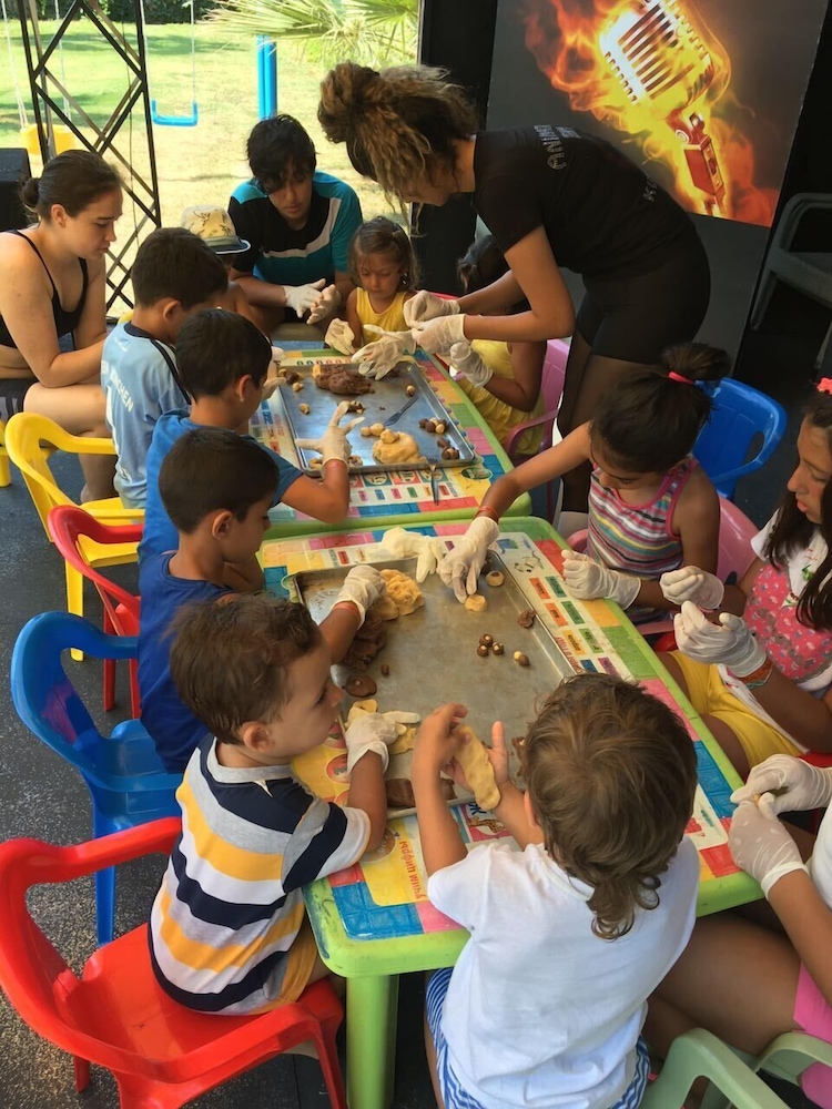 Pigale Beach Resort 52/66