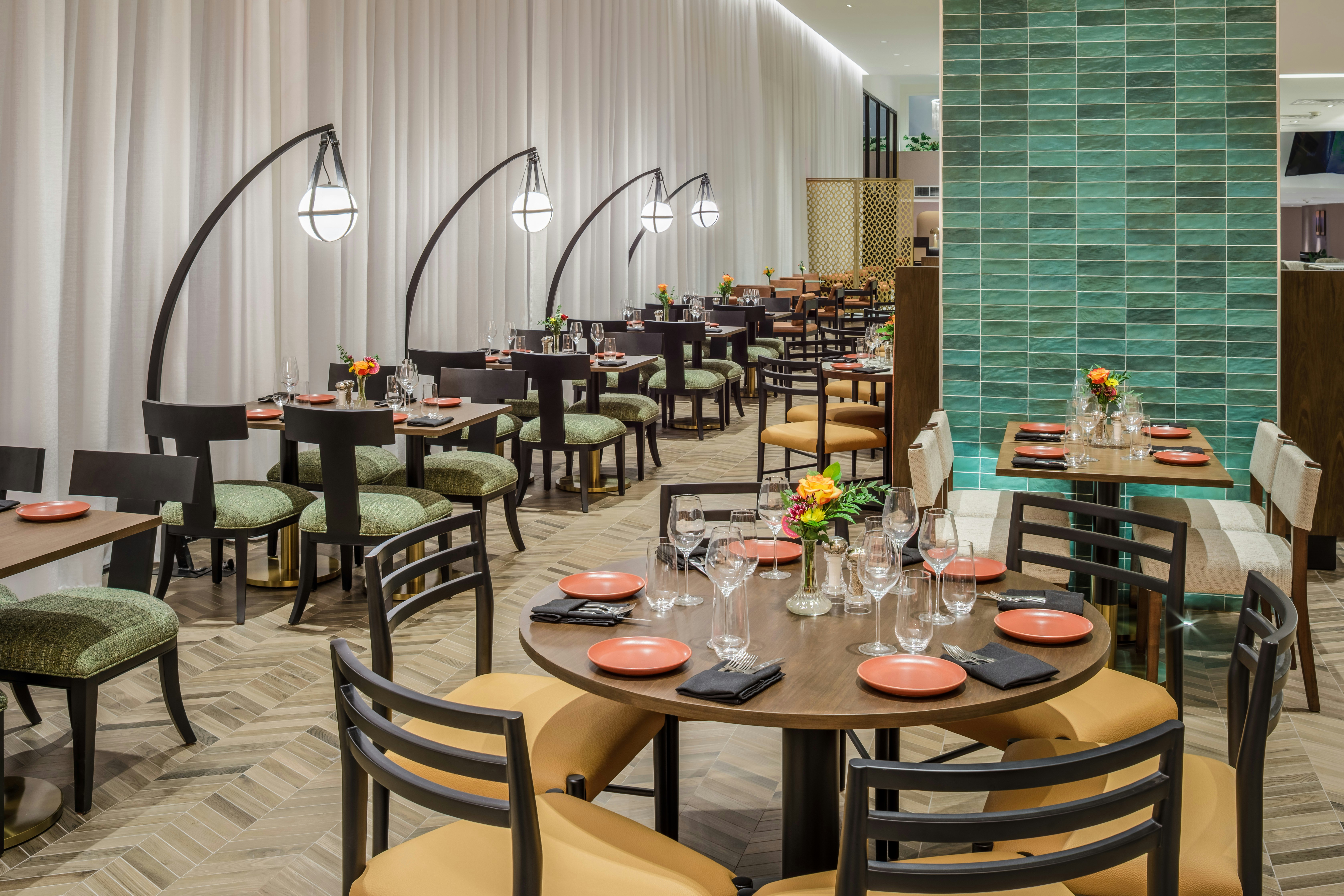 DoubleTree by Hilton Laredo 24/37