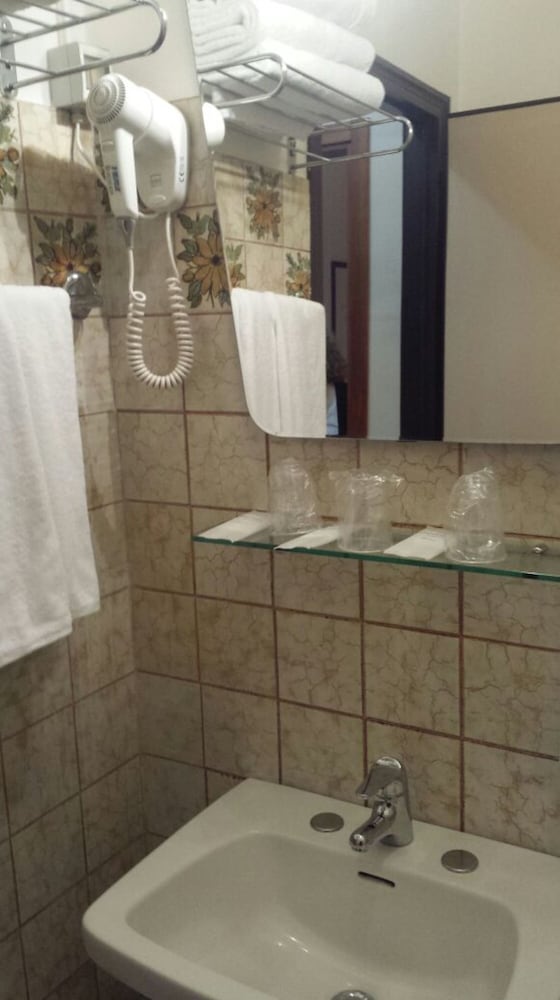 Hotel Europa 11/29