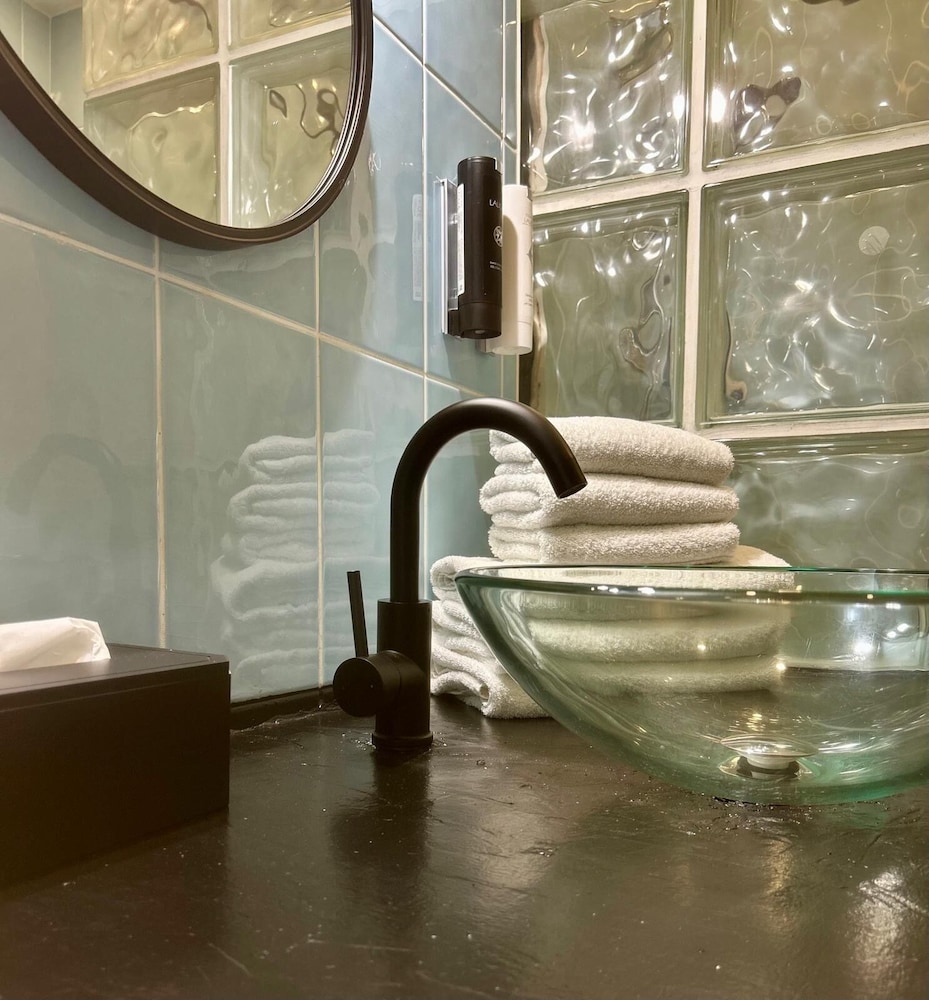 Hotel Le Dormeur Du Val 45/65
