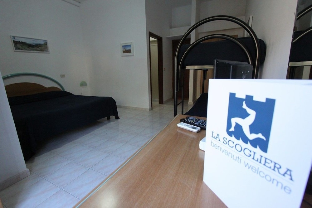 Hotel La Scogliera 17/22