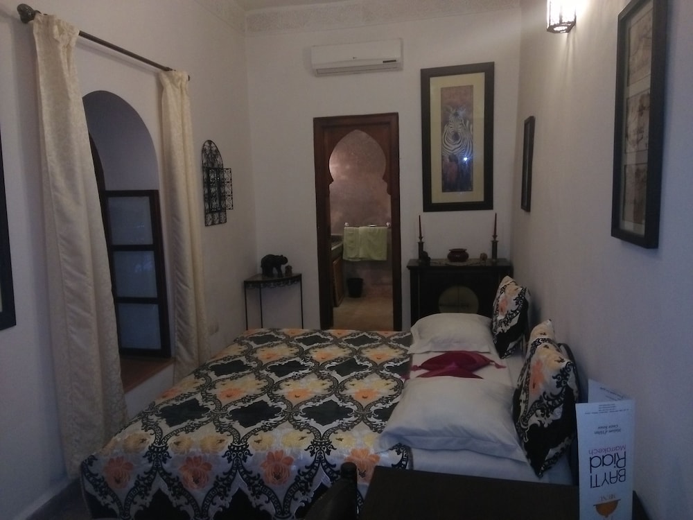 Riad Bayti 17/56