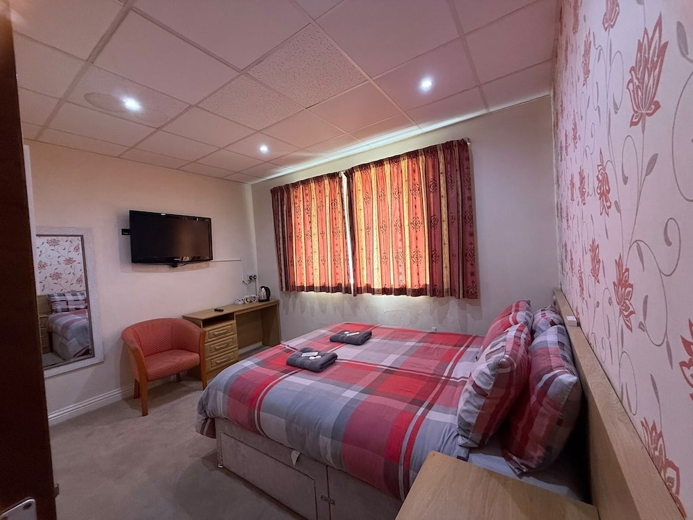 The Albany Hotel 23/66