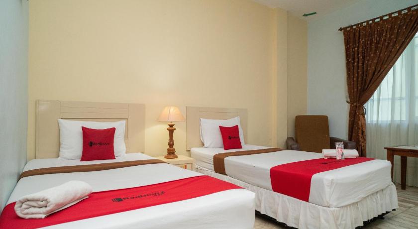 RedDoorz Plus near UIN Banjarmasin 19/52