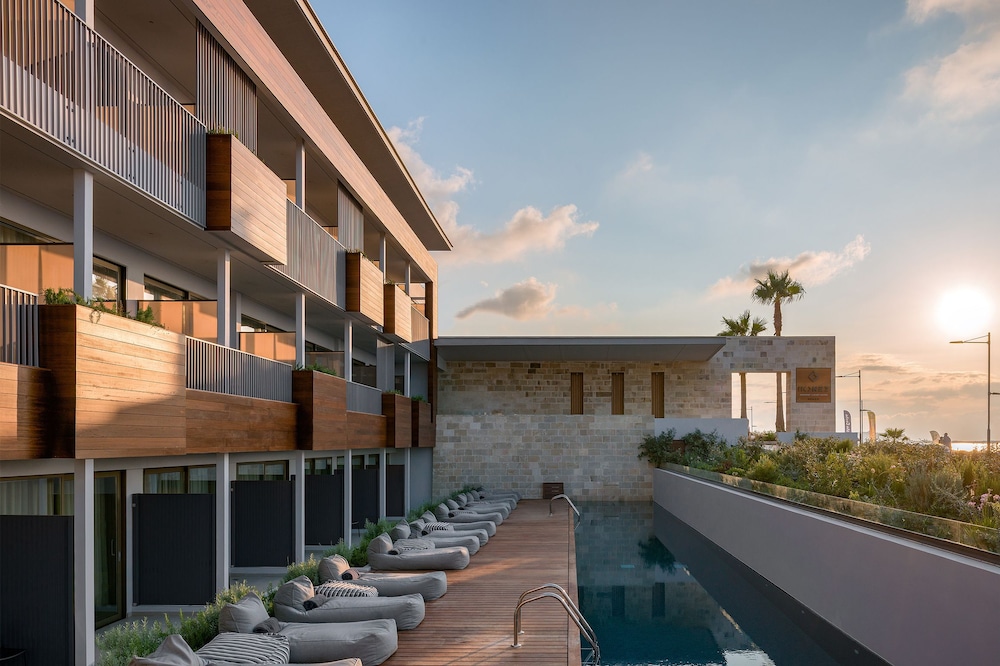 Ikones Seafront Luxury Suites - Adults Only 61/65