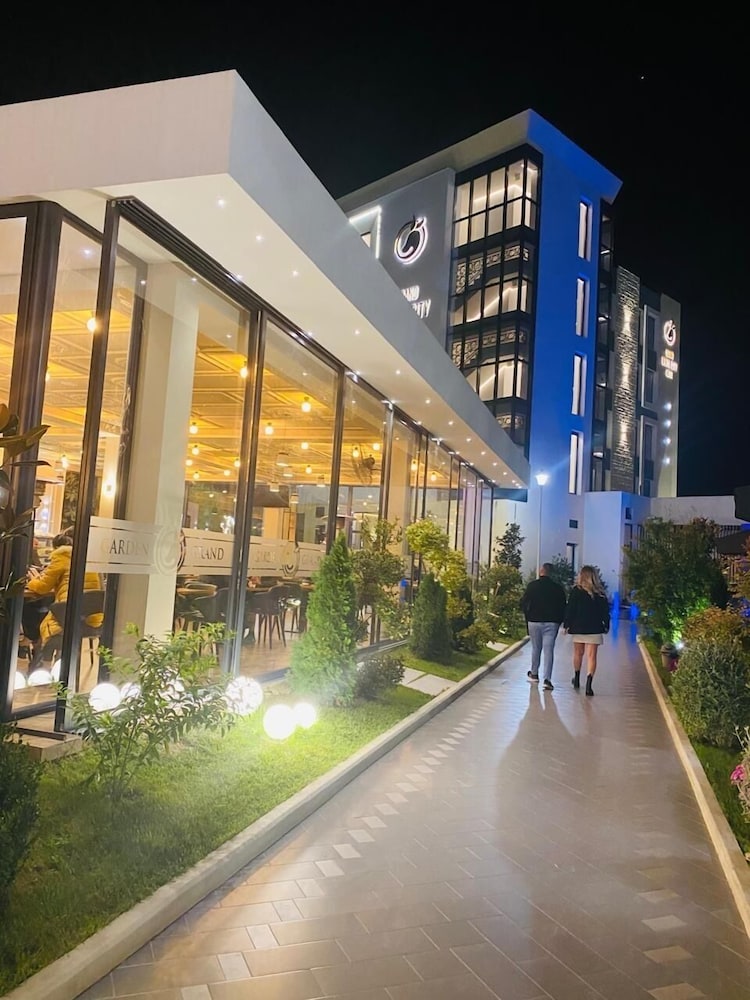 Grand White City Hotel in BERAT