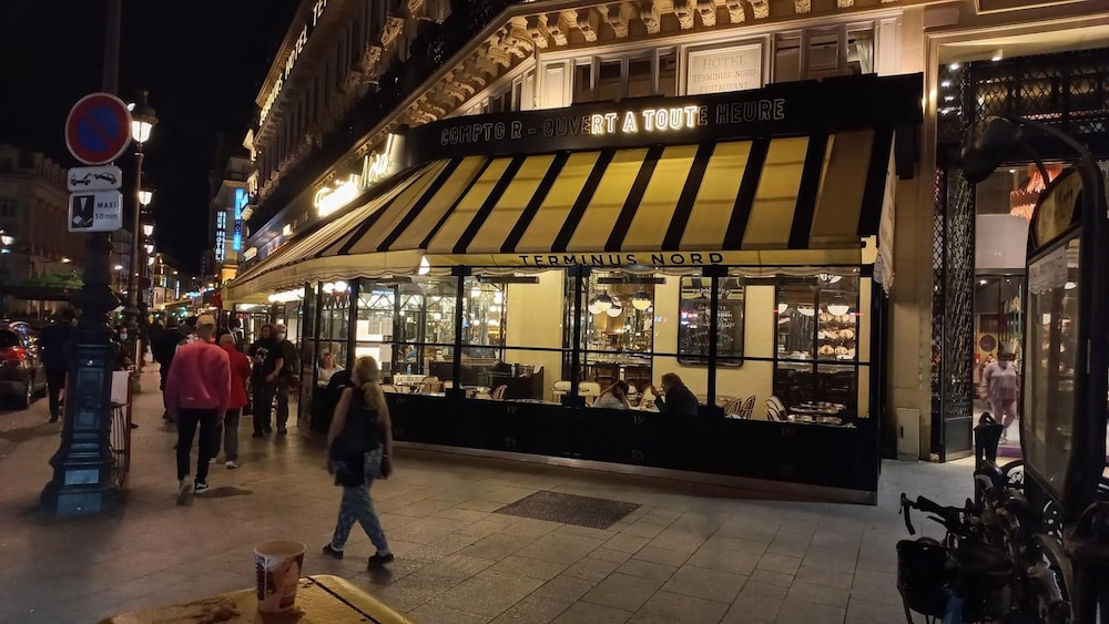 Hotel de Paris Nord 27/33
