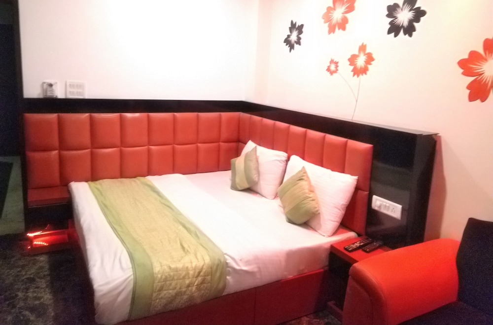 Arihant Inn 44/53