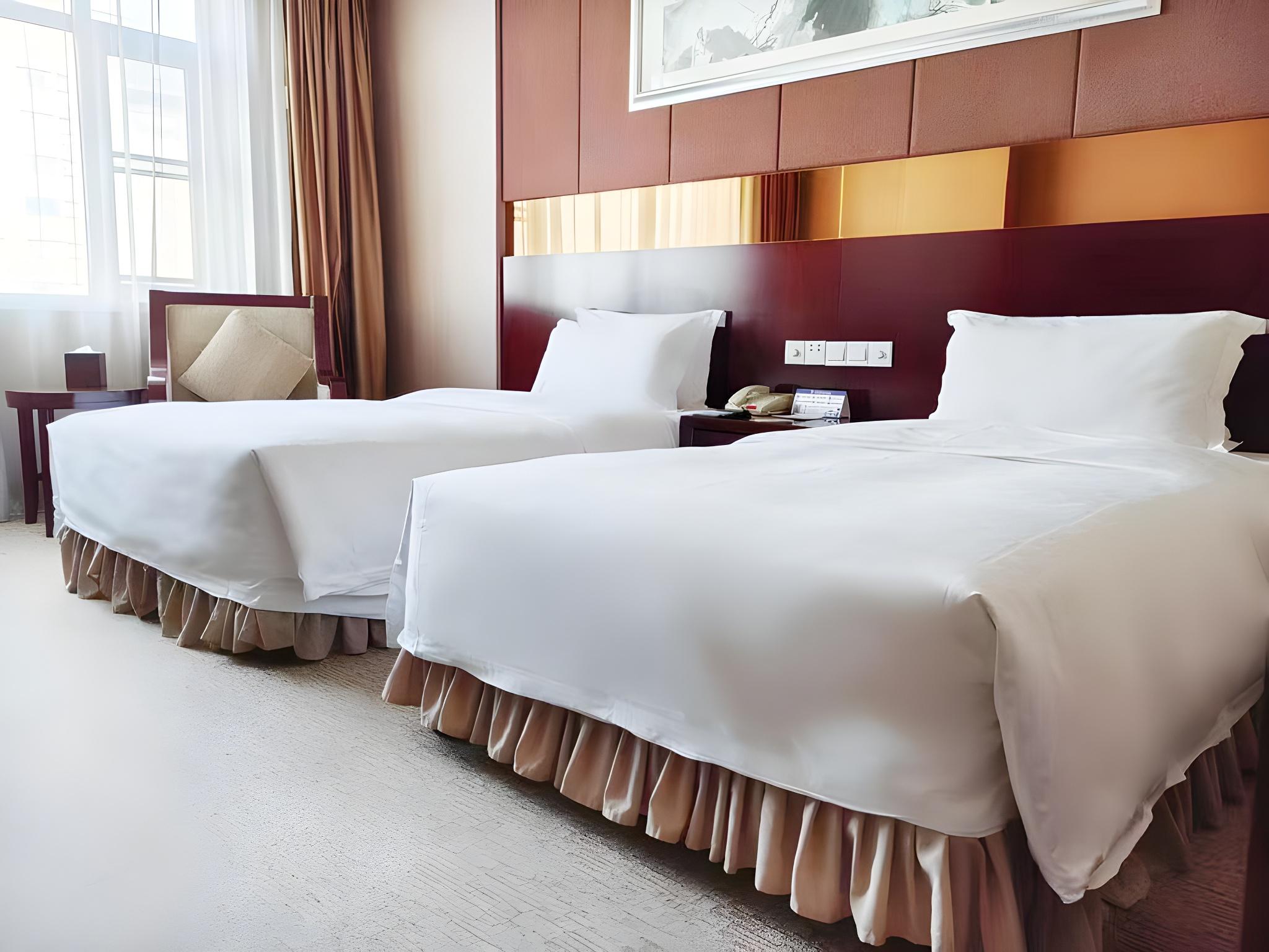 Standard, Twin Beds