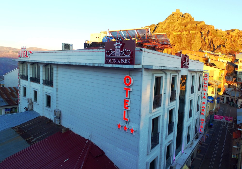Colonia Park Otel 3/15