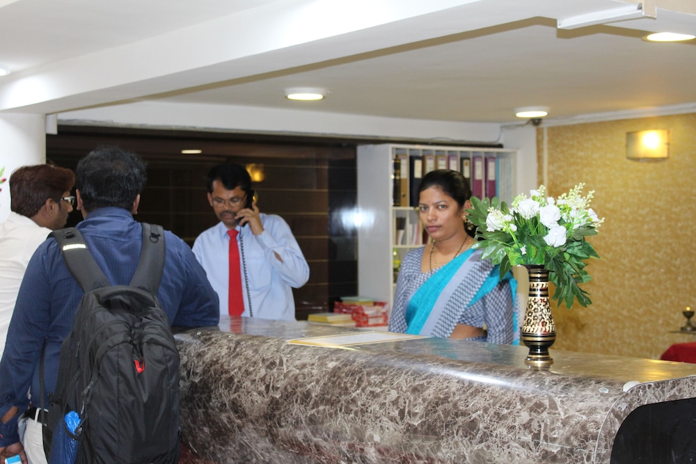 Pooja International 10/44