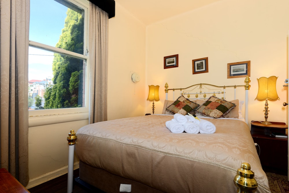 Edinburgh Gallery Bed Breakfast 15/61
