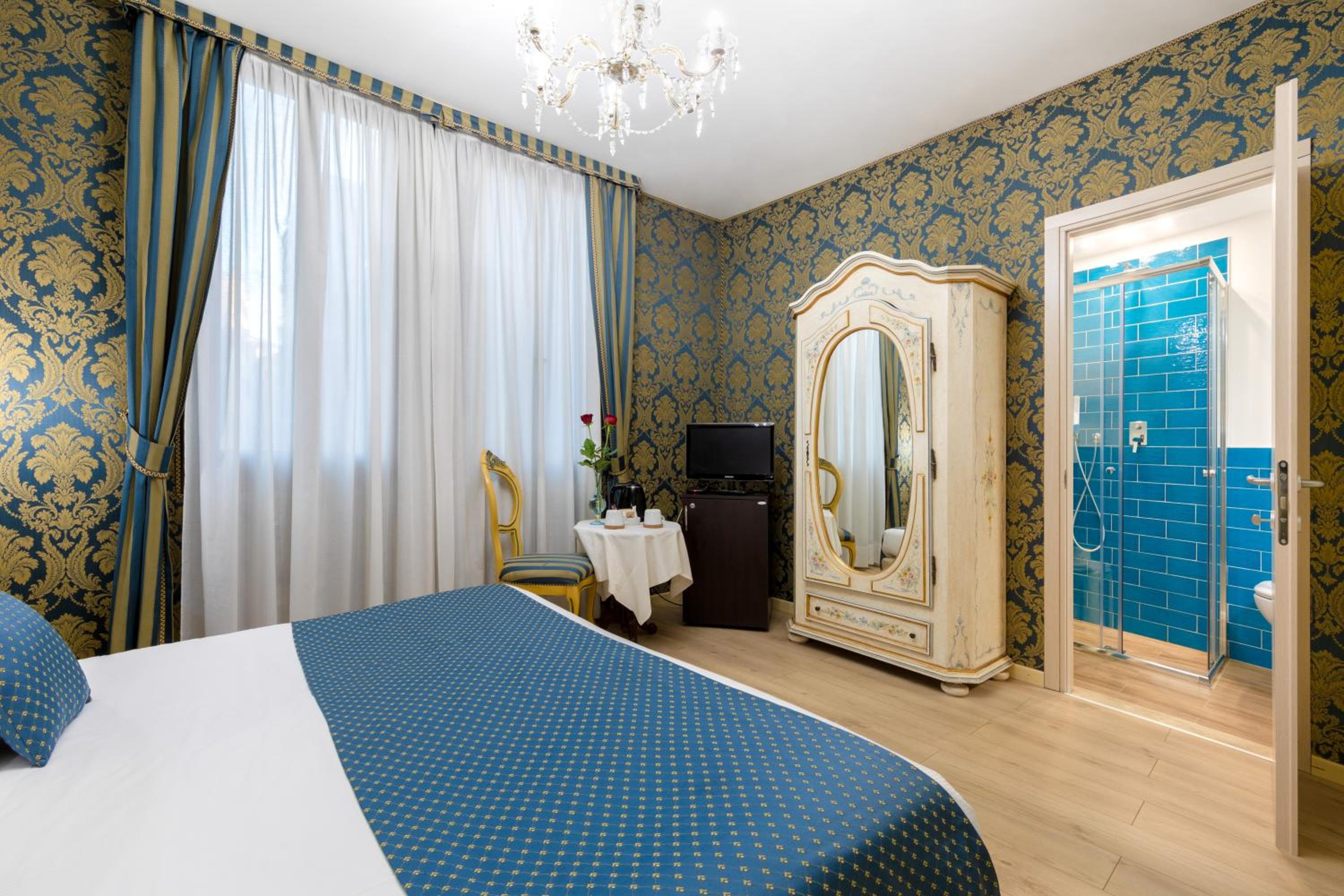 rooms