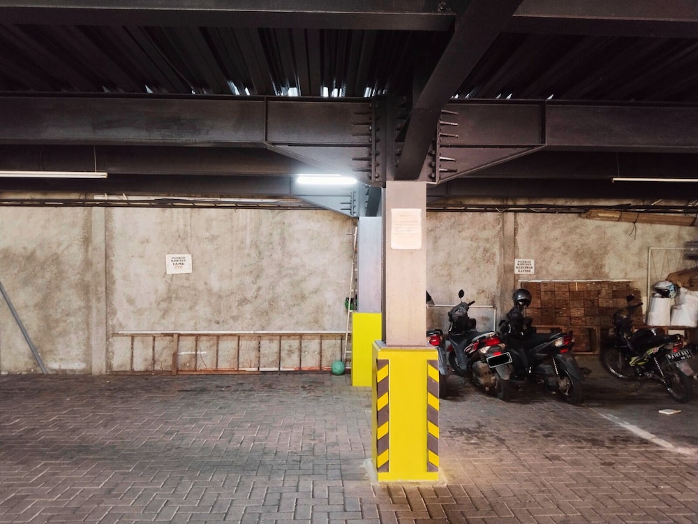Oyo 115 Portal Residence 44/54