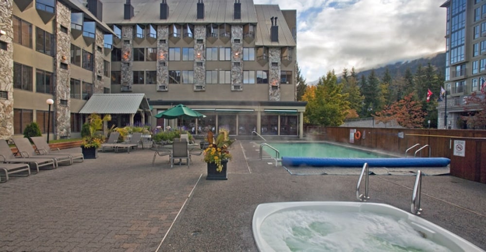 Mountain Side Hotel Whistler By Executive 62/63