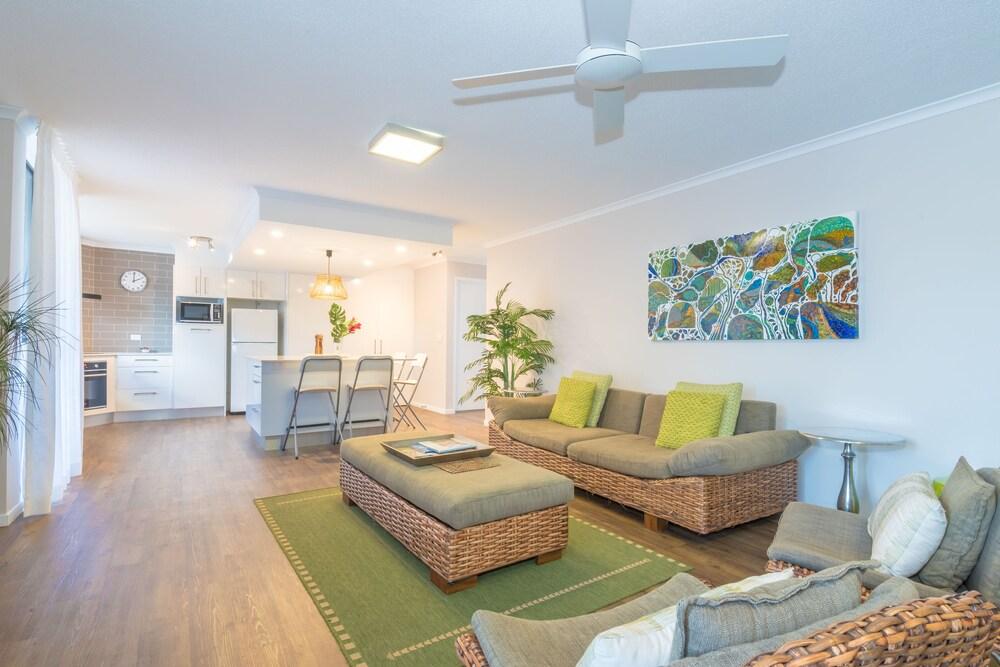 2 Bedrooms, Garden, Superior, Apartment