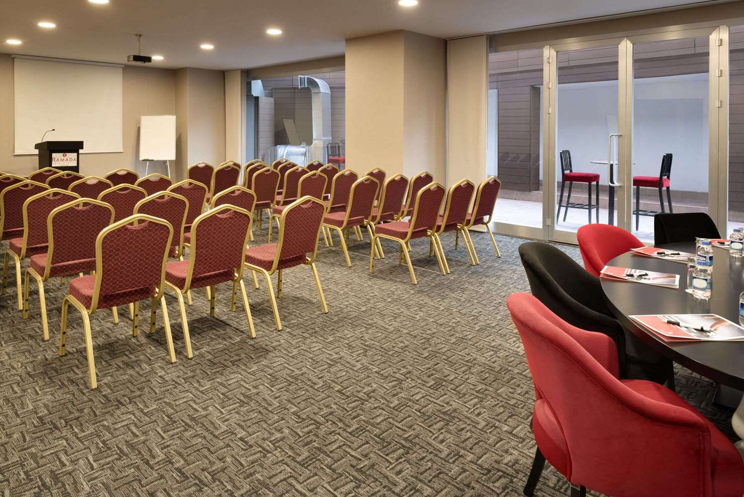 Ramada Hotel & Suites by Wyndham Istanbul Sisli 48/51