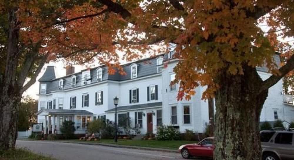 Sunset Hill House 6/68