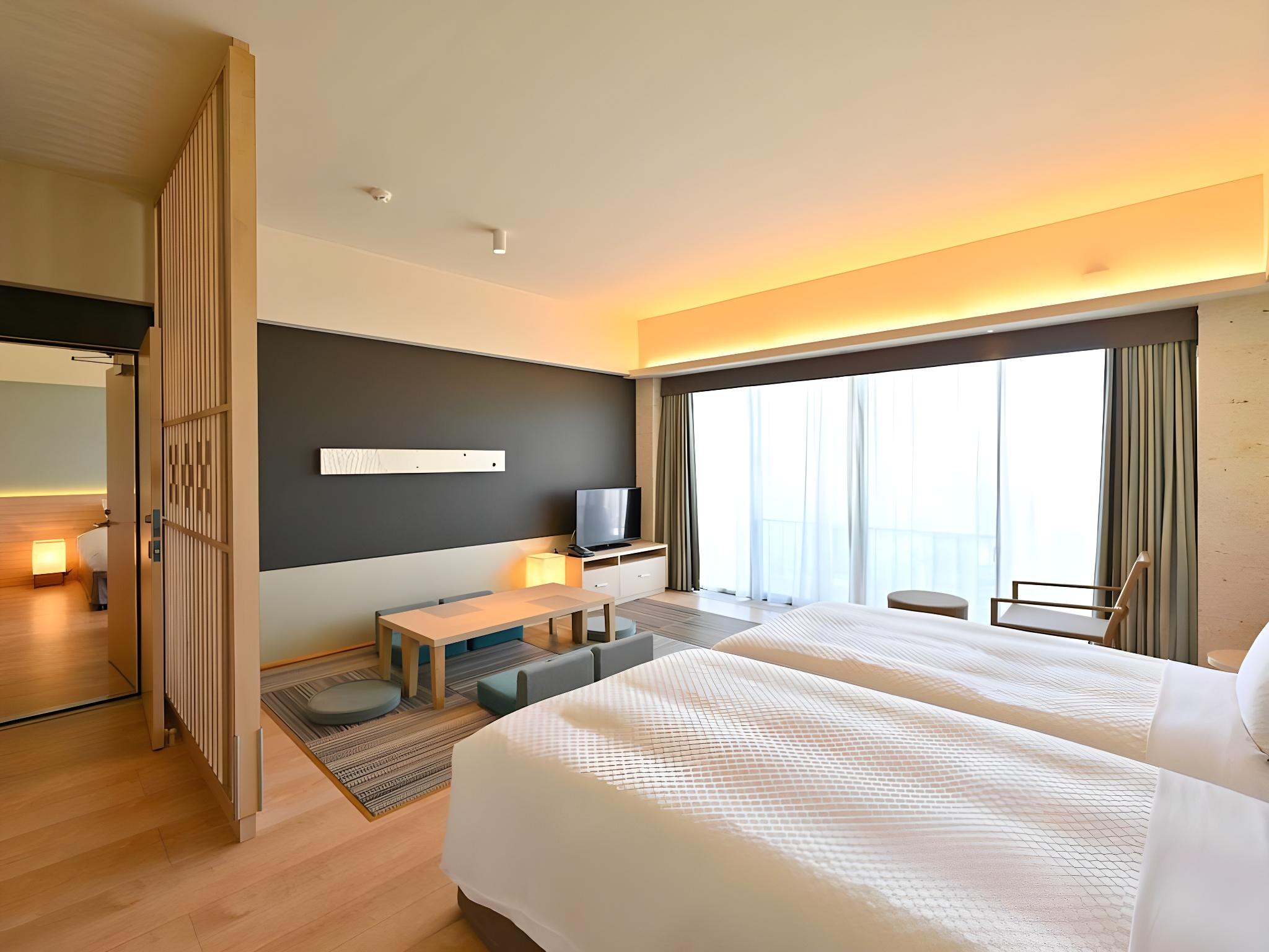 Connecting, 2 Rooms, Garden, Terrace