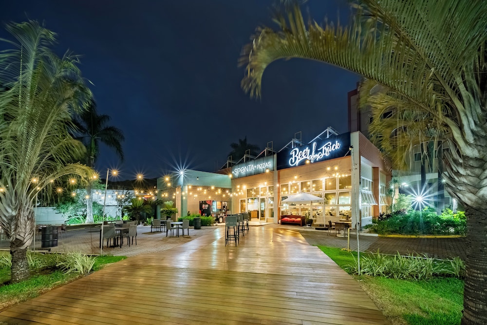 Ibis Piracicaba 65/69