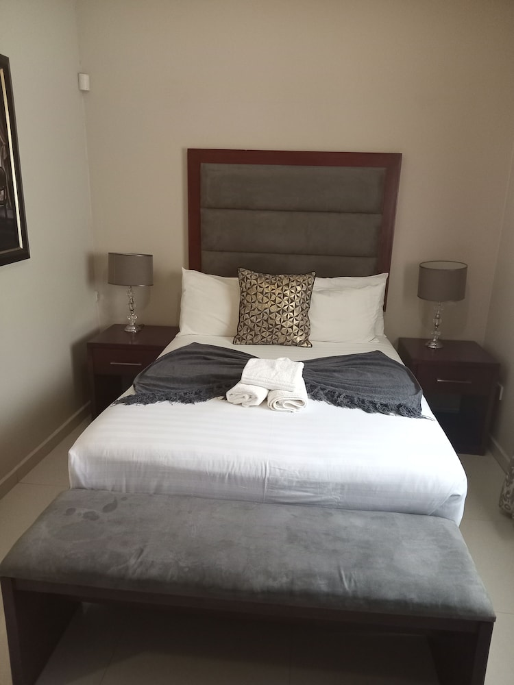 Staymorr Boutique Guest House 6/44