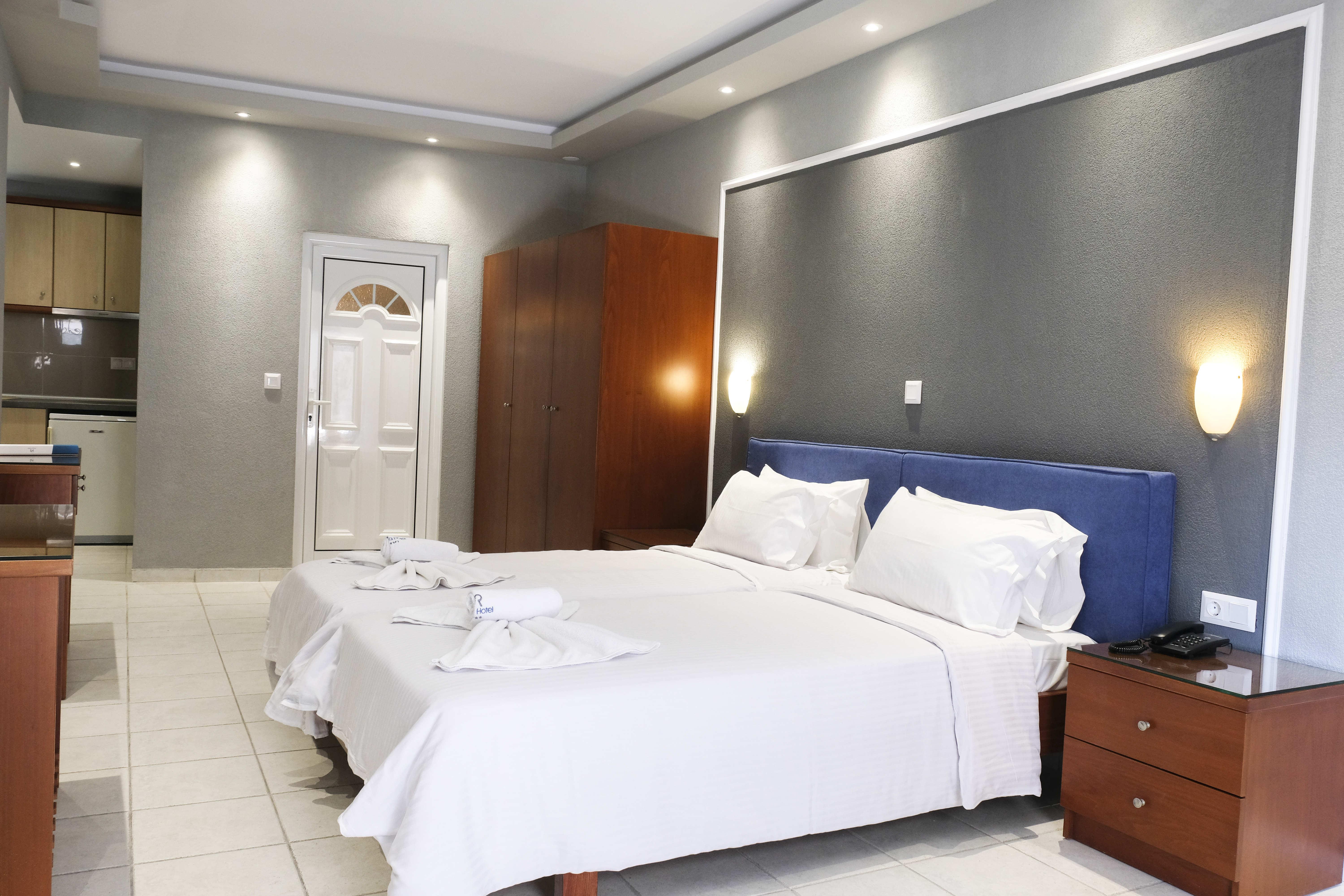 استوديو ديلوكس بإطلالة على المسبح، Royal Hotel and Suites 2/10